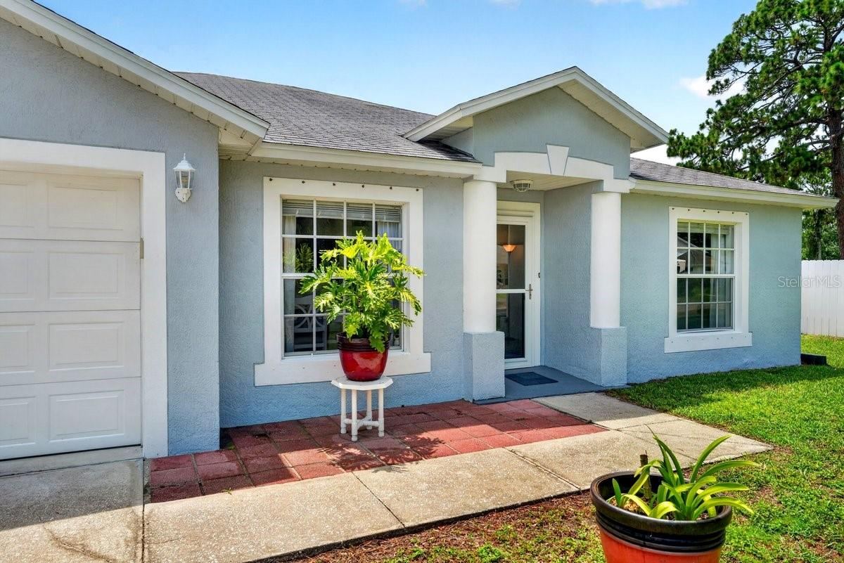 Photo 3 of 2718 Tamarind Dr, Edgewater, FL 32141