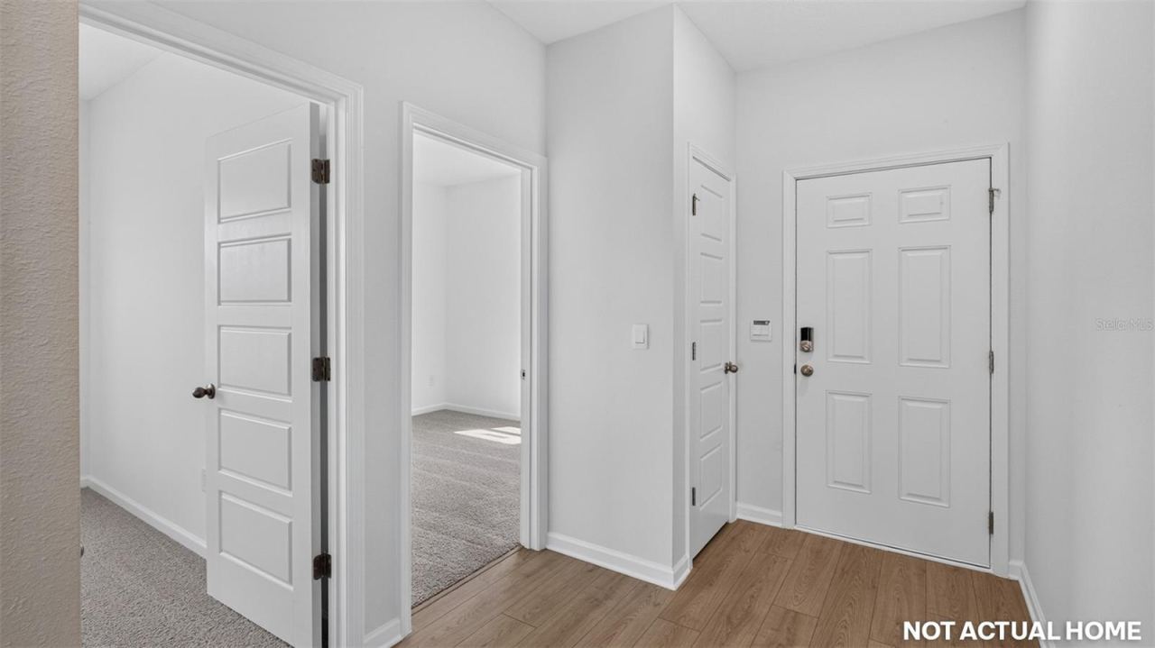 Photo 4 of 25 Green Cir, Palm Coast, FL 32164