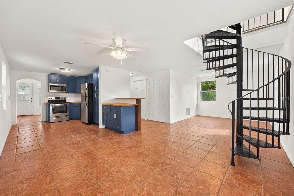 Photo 3 of 64 Ocean Shore Dr, Ormond Beach, FL 32176
