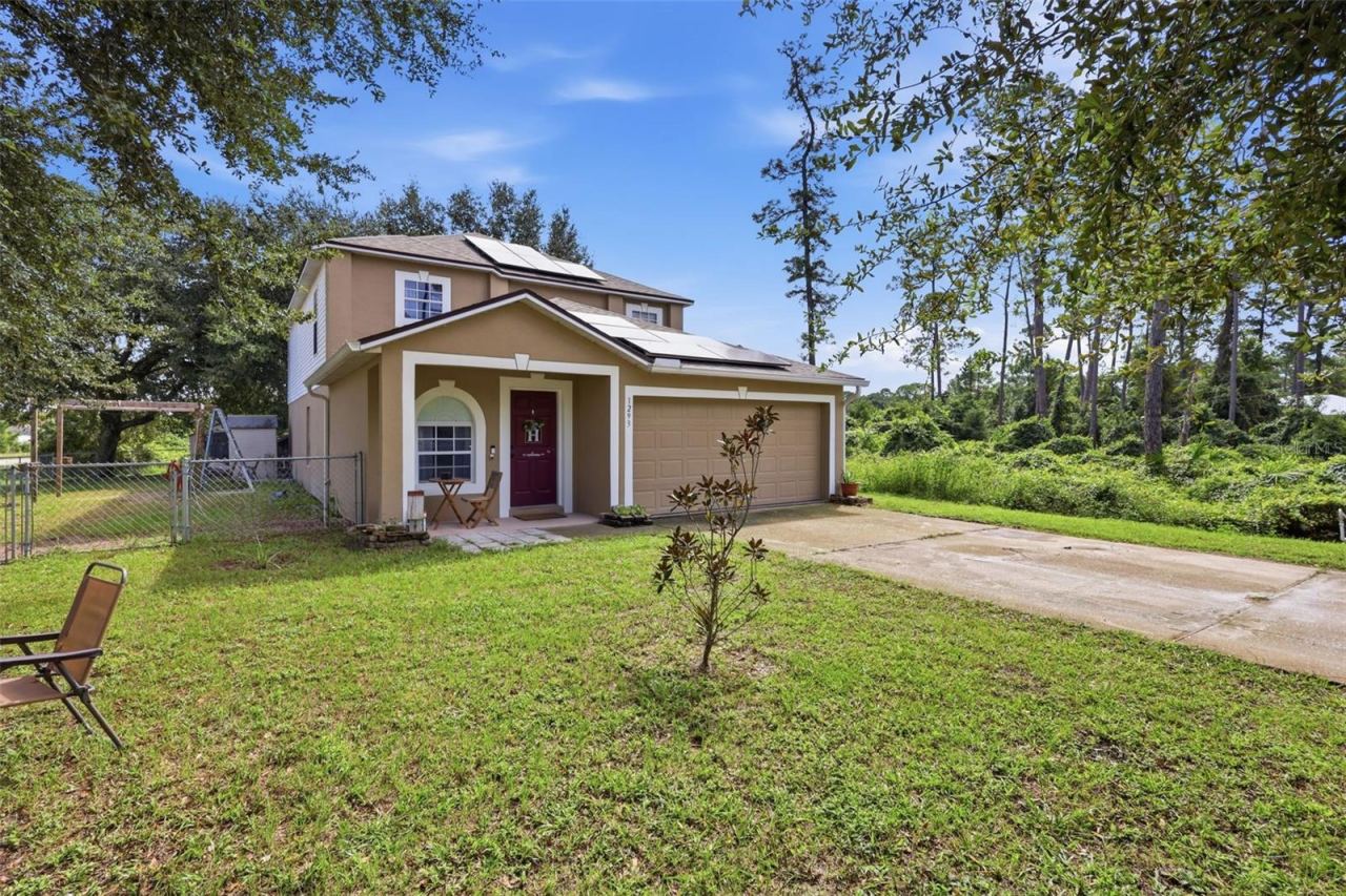 Photo 2 of 1293 7th Ave, Deland, FL 32724