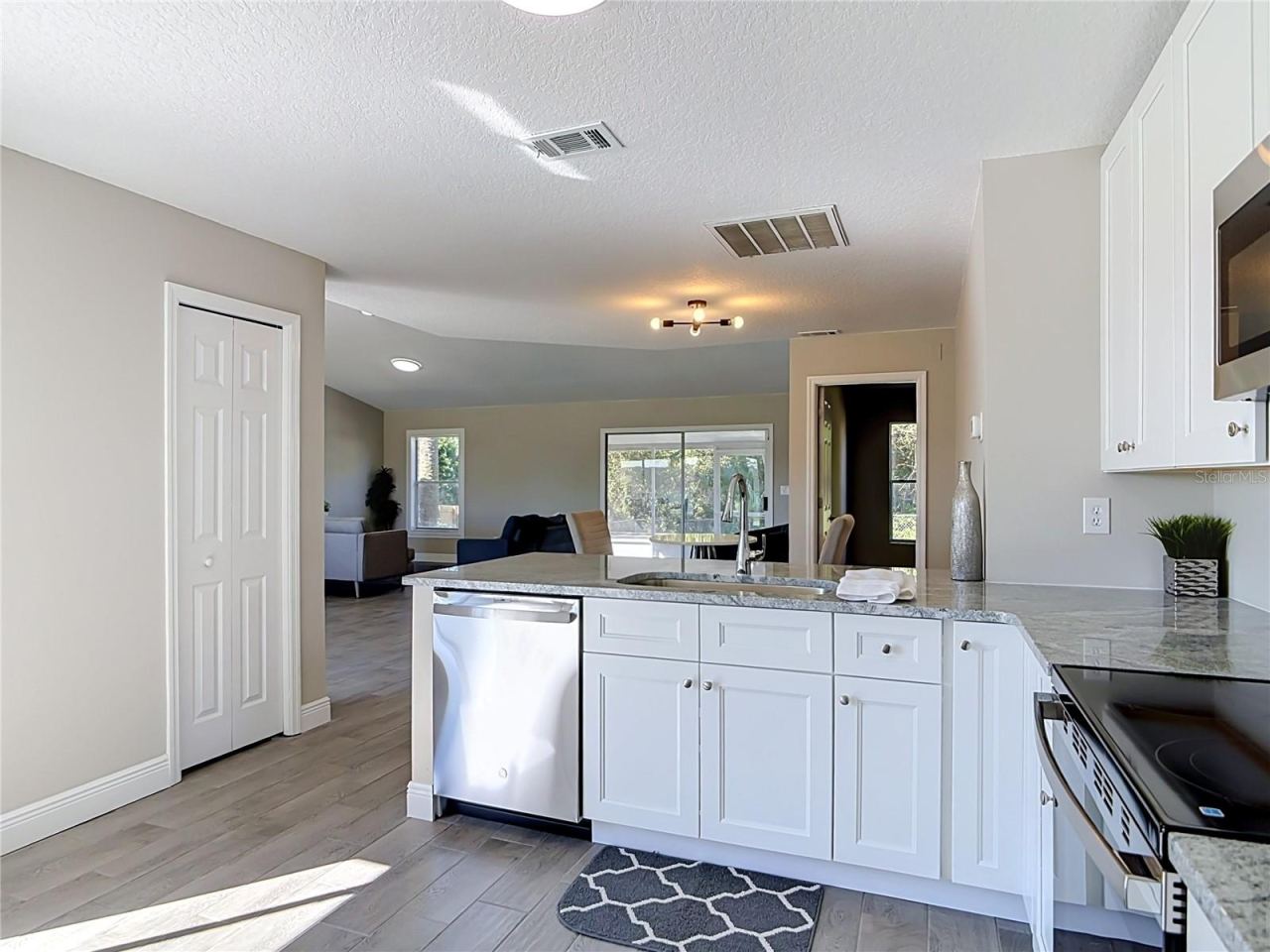 Photo 2 of 3025 Foxboro Cir, Deltona, FL 32738