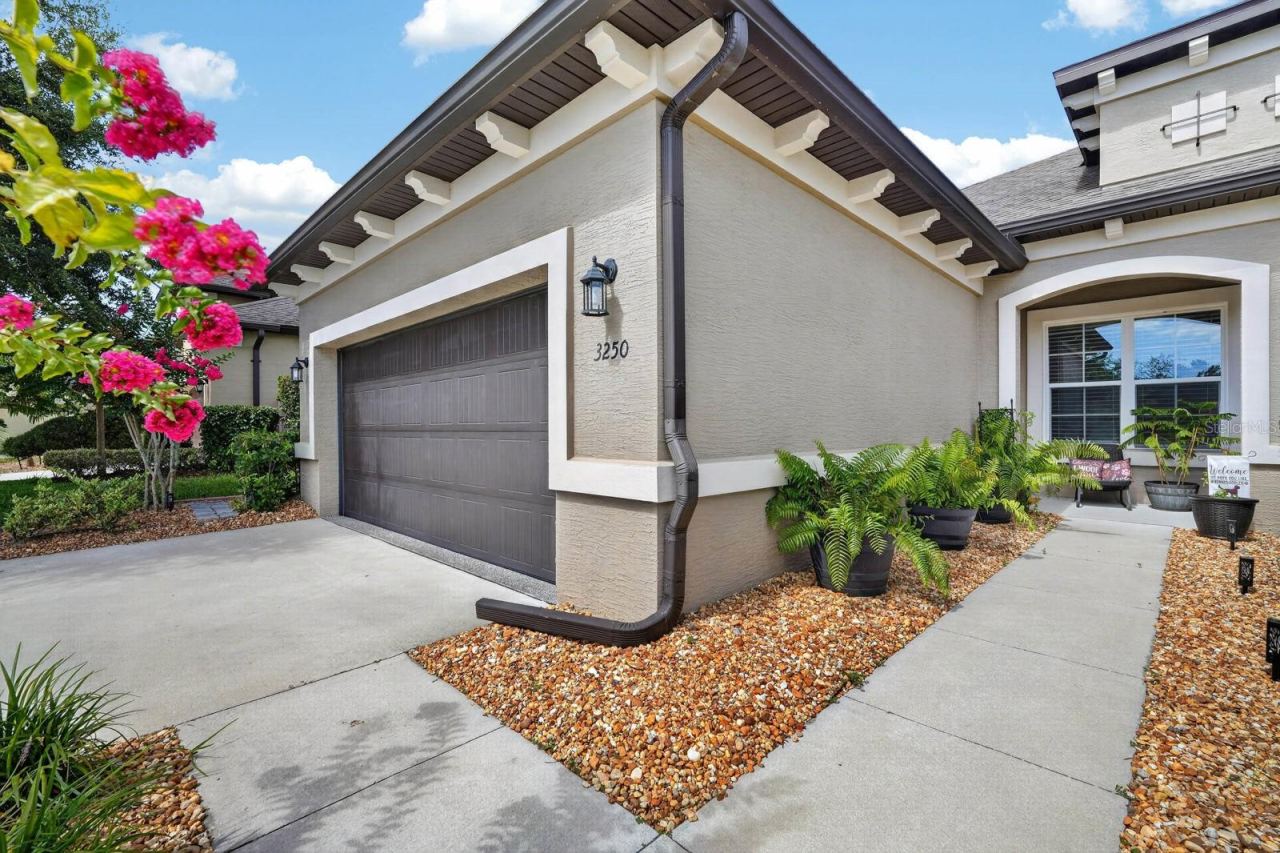 Photo 2 of 3250 Bailey Ann Dr, Ormond Beach, FL 32174