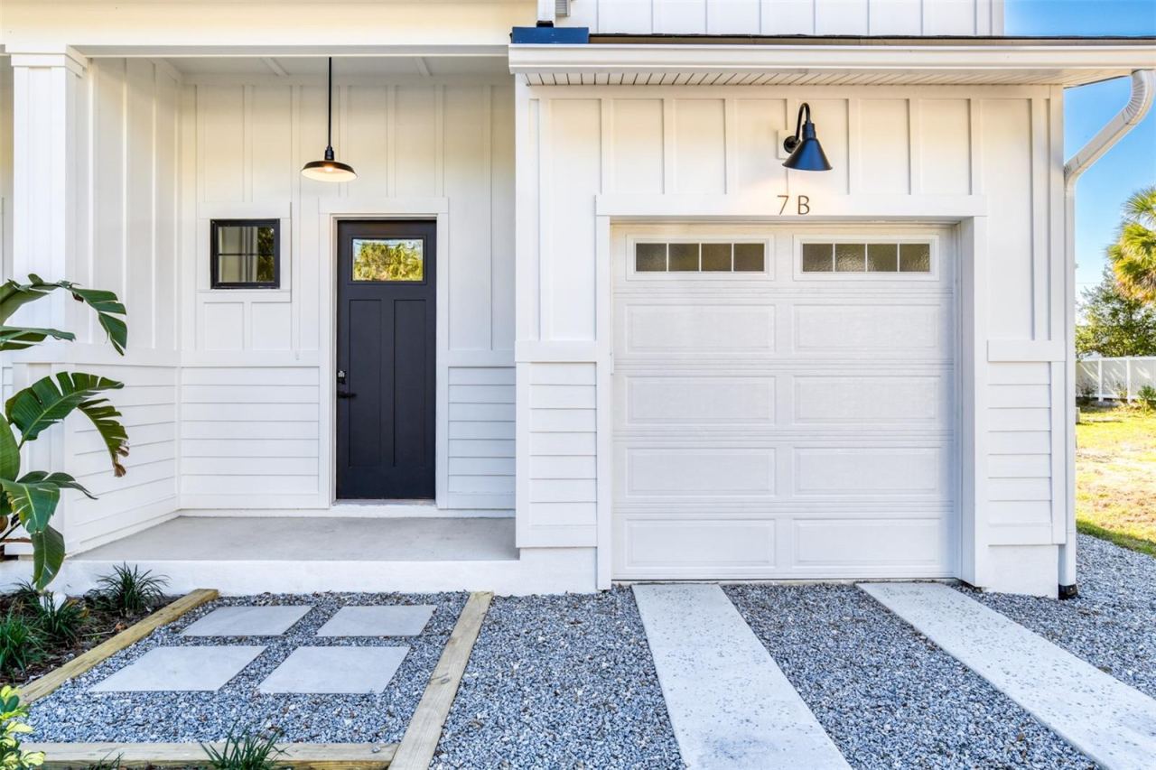 Photo 3 of 9 Sebastian Ave #b, St Augustine, FL 32084