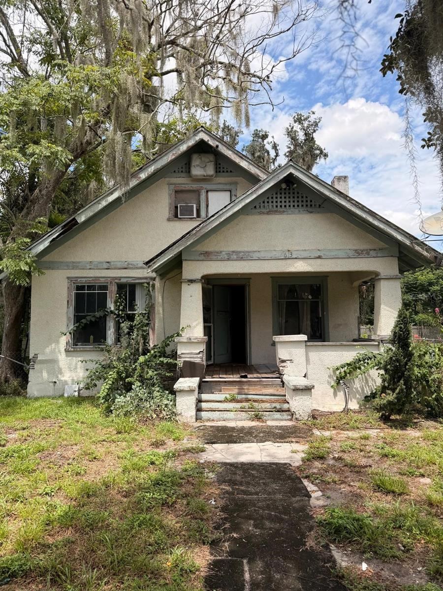 613 W Minnesota Ave, Deland