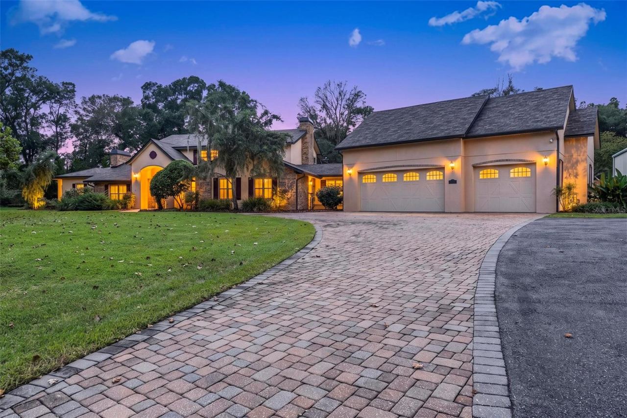 2150 W Dale Cir, Deland
