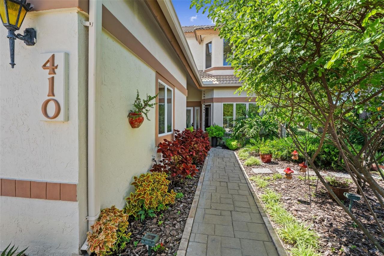 Photo 2 of 410 Long Cove Ct, Ormond Beach, FL 32174