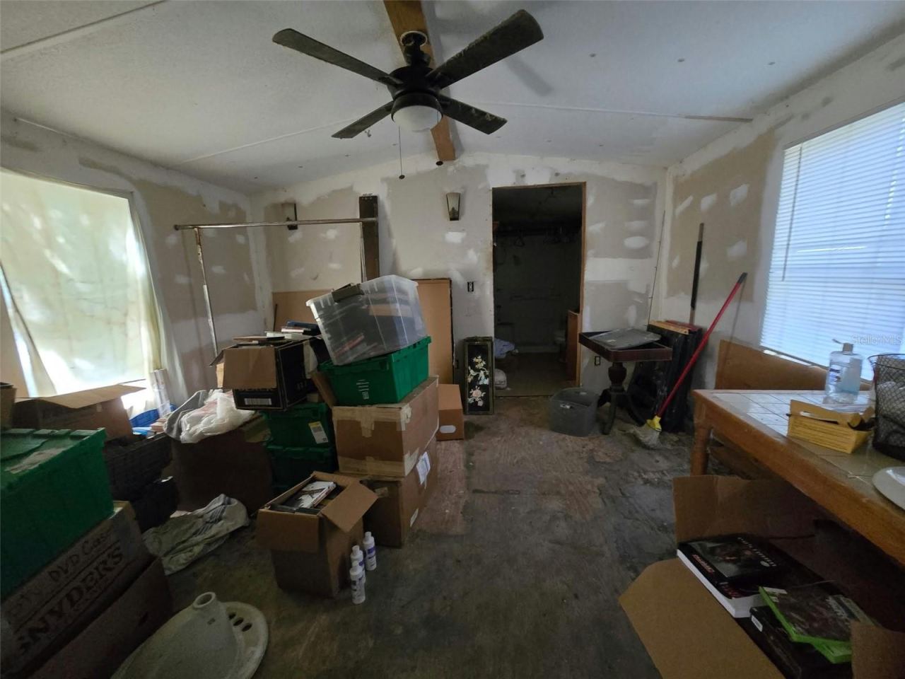 Photo 3 of 251 Tarpon Blvd, Palatka, FL 32177