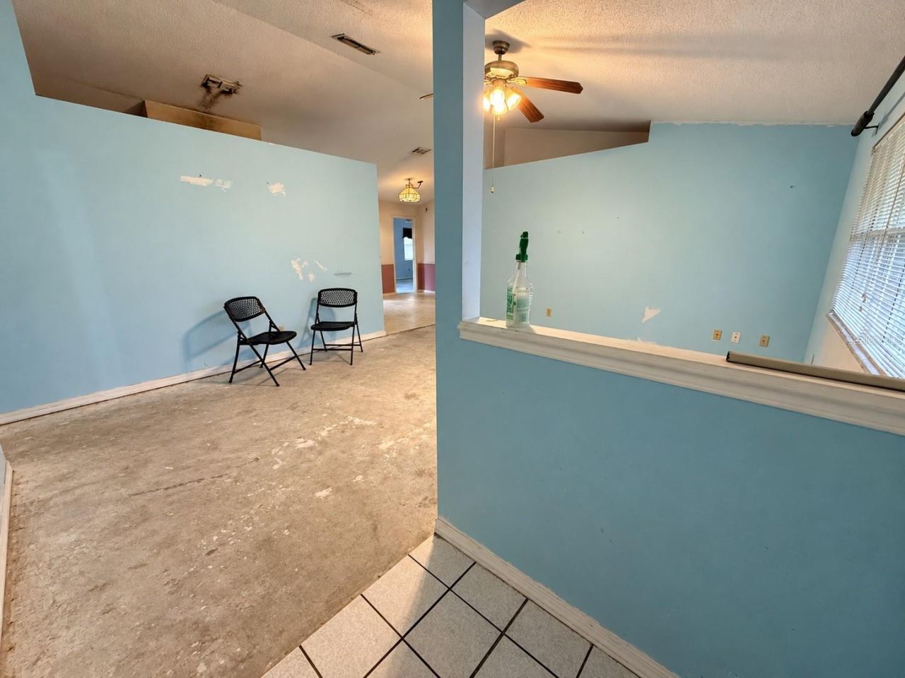 Photo 2 of 444 W Central Ave, Orange City, FL 32763