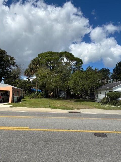 Photo 3 of 638 Orange Ave, Daytona Beach, FL 32114