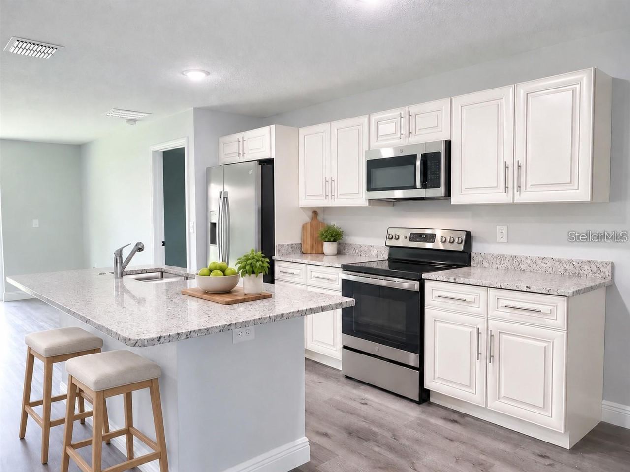 Photo 3 of 1630 11th Ave, Deland, FL 32724