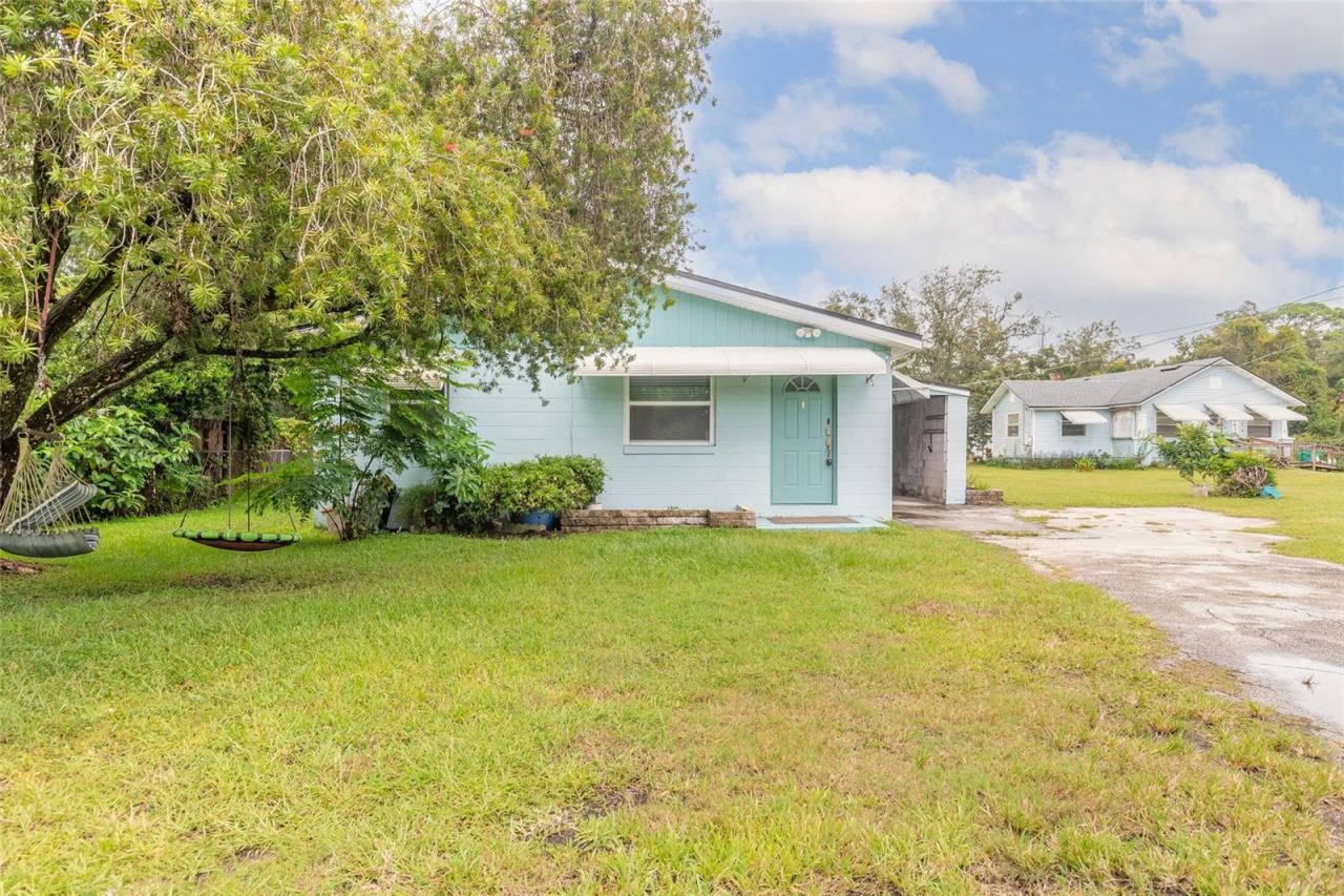 Photo 3 of 1865 Pioneer Trl, New Smyrna Beach, FL 32168