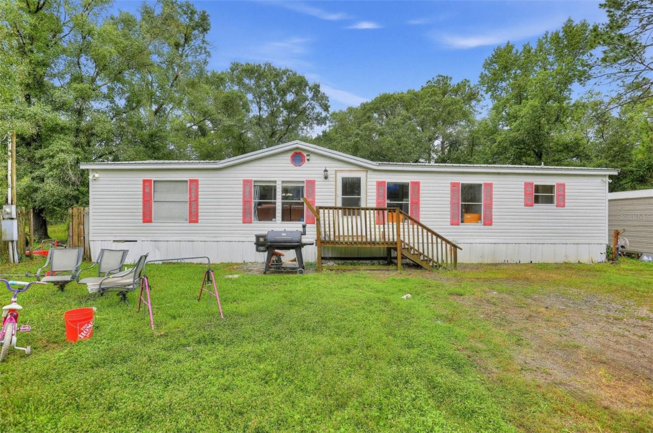 4705 Roberta St, Hastings, FL 32145
