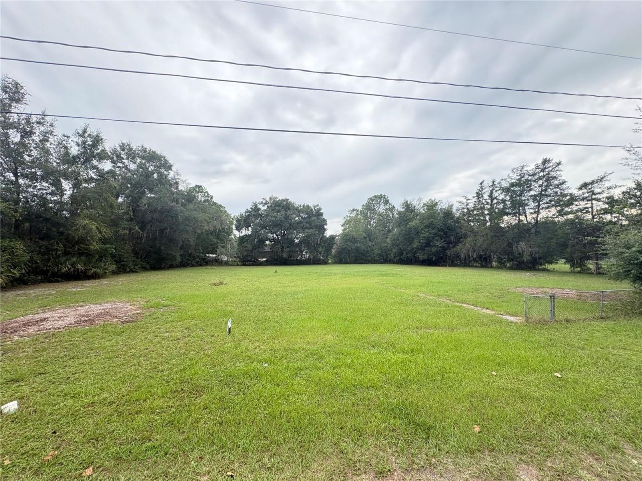 Photo 2 of 517 Orange St, Welaka, FL 32193
