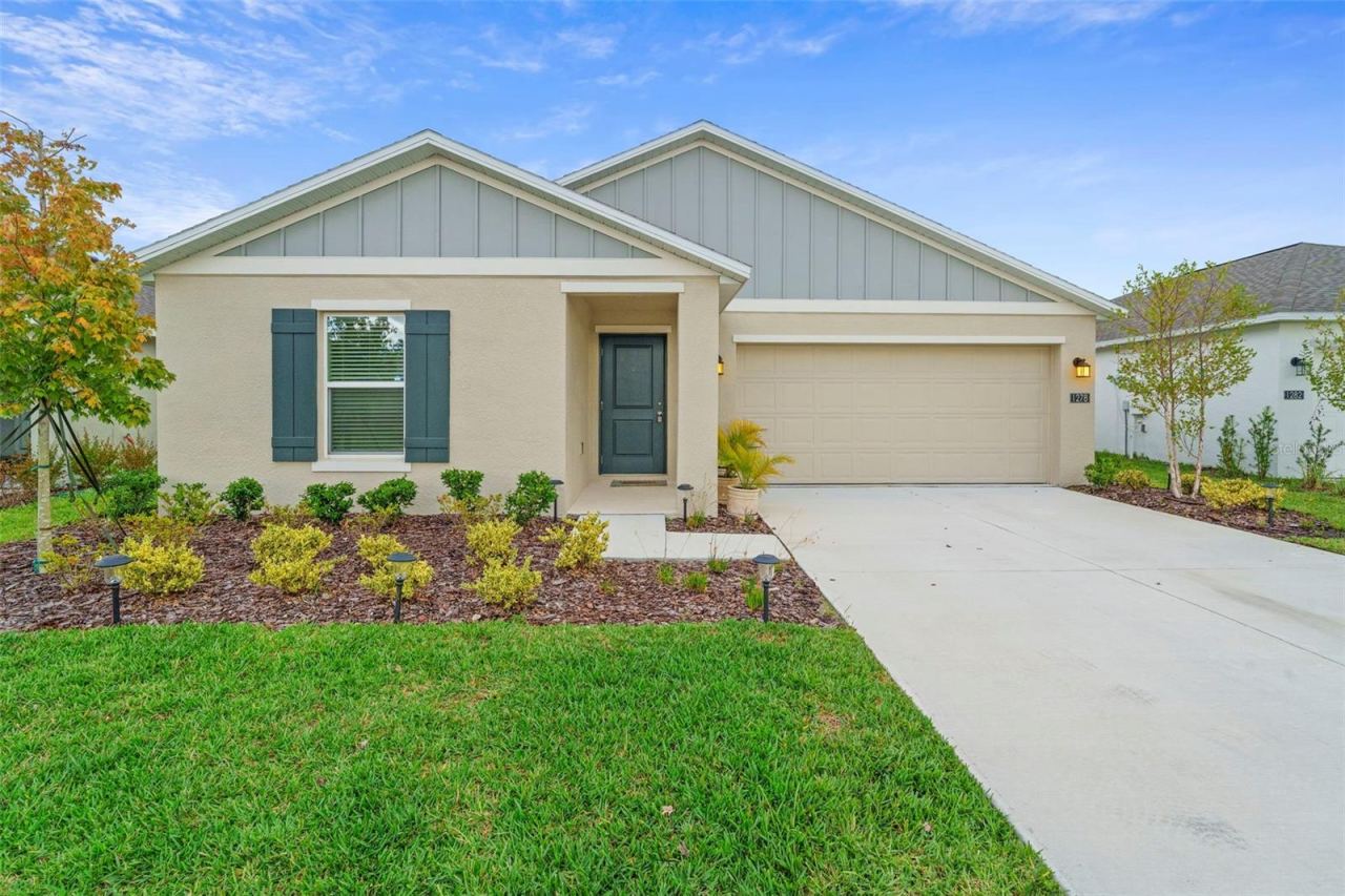 1278 Belle Isle Ln, Daytona Beach