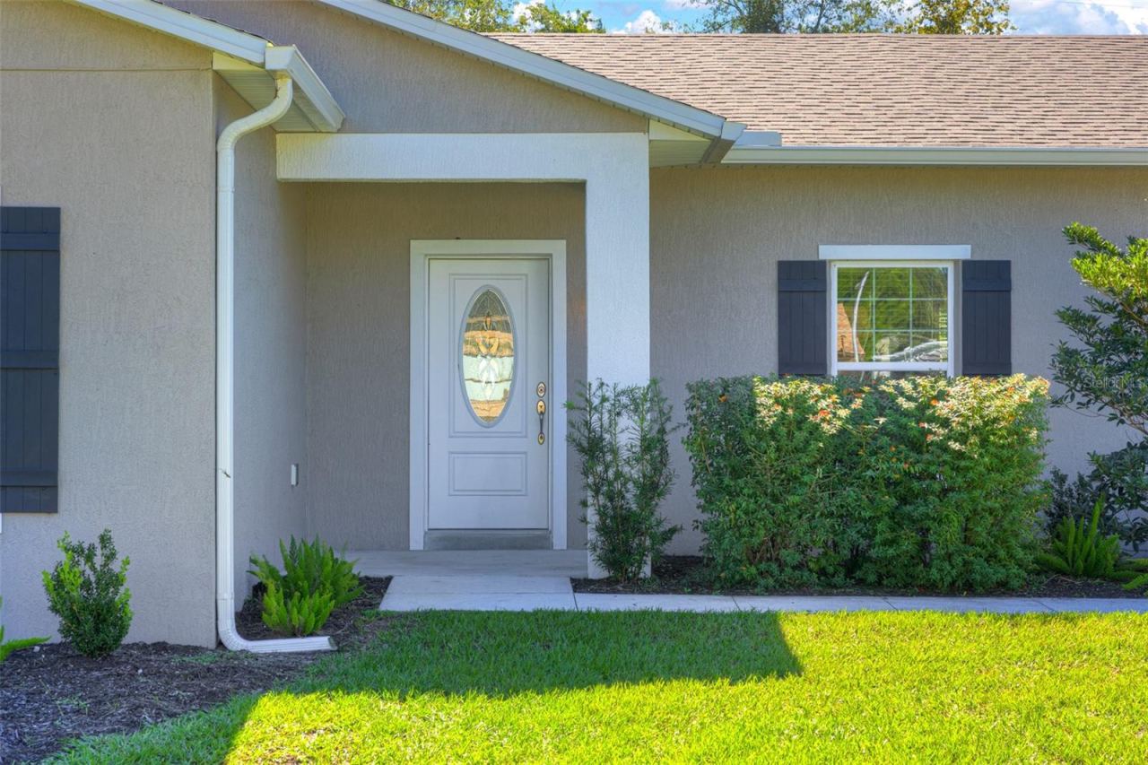 Photo 3 of 178 Dover Ln, Deland, FL 32724