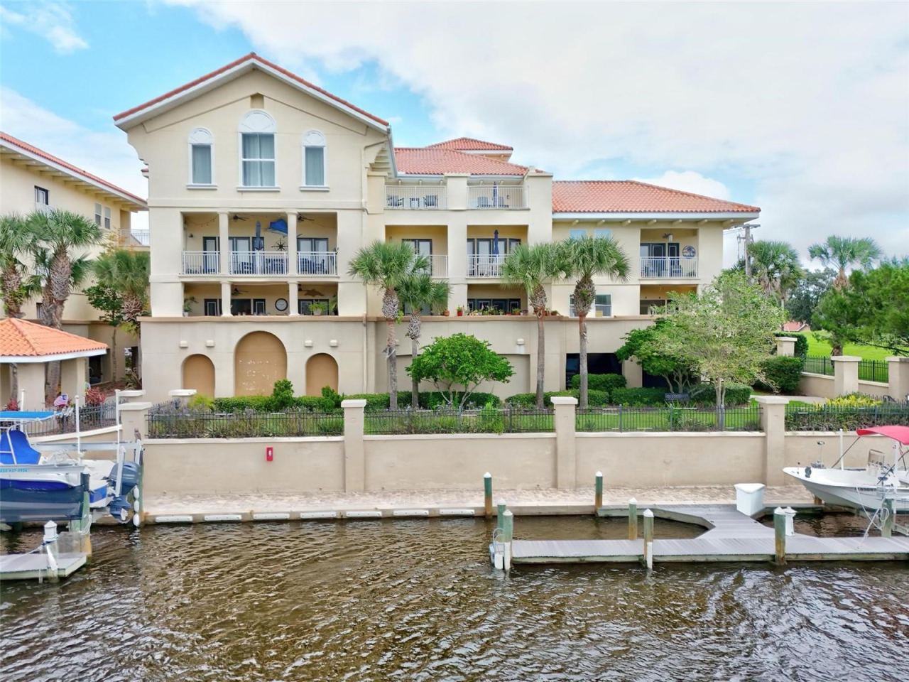 Photo 2 of 300 Bella Harbor Ct #101, Palm Coast, FL 32137