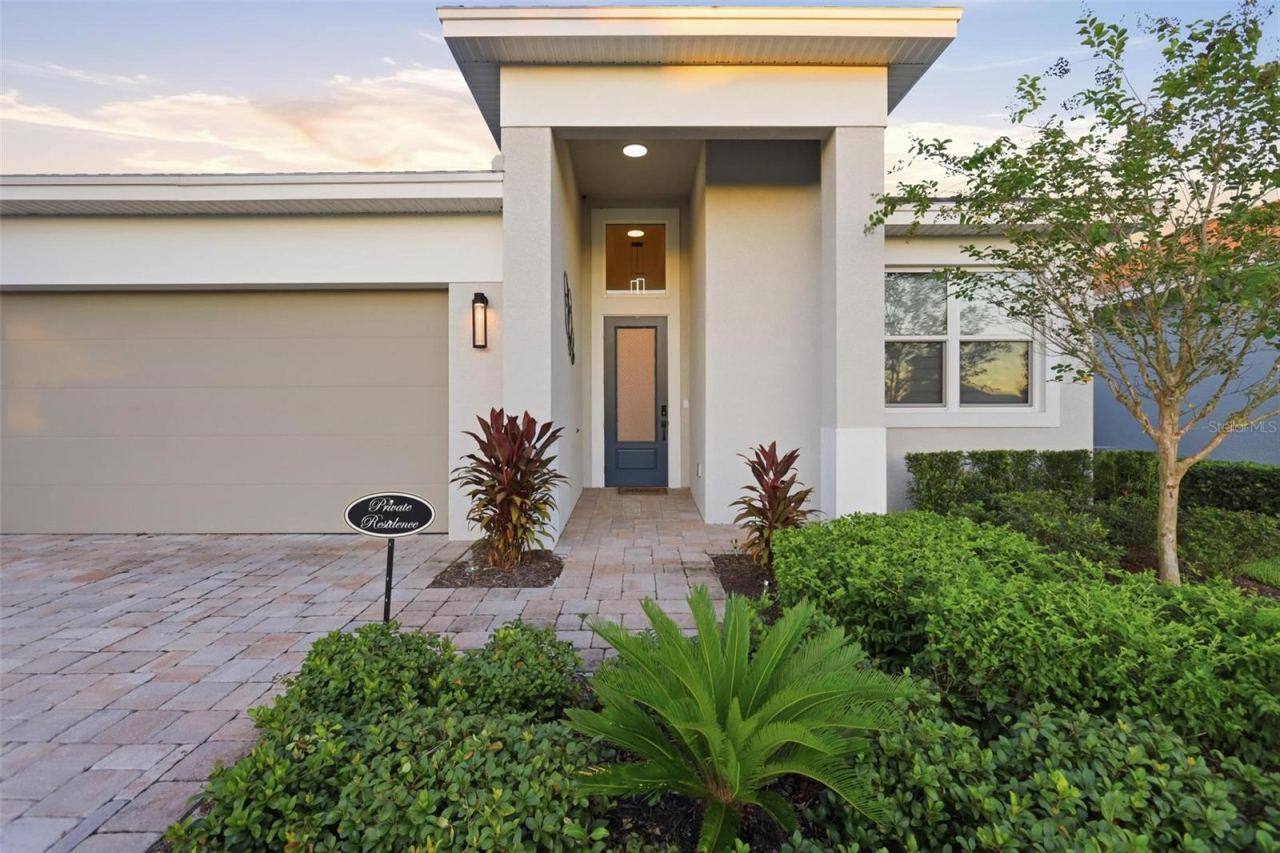 Photo 3 of 883 Lake Hill Way, Deland, FL 32724