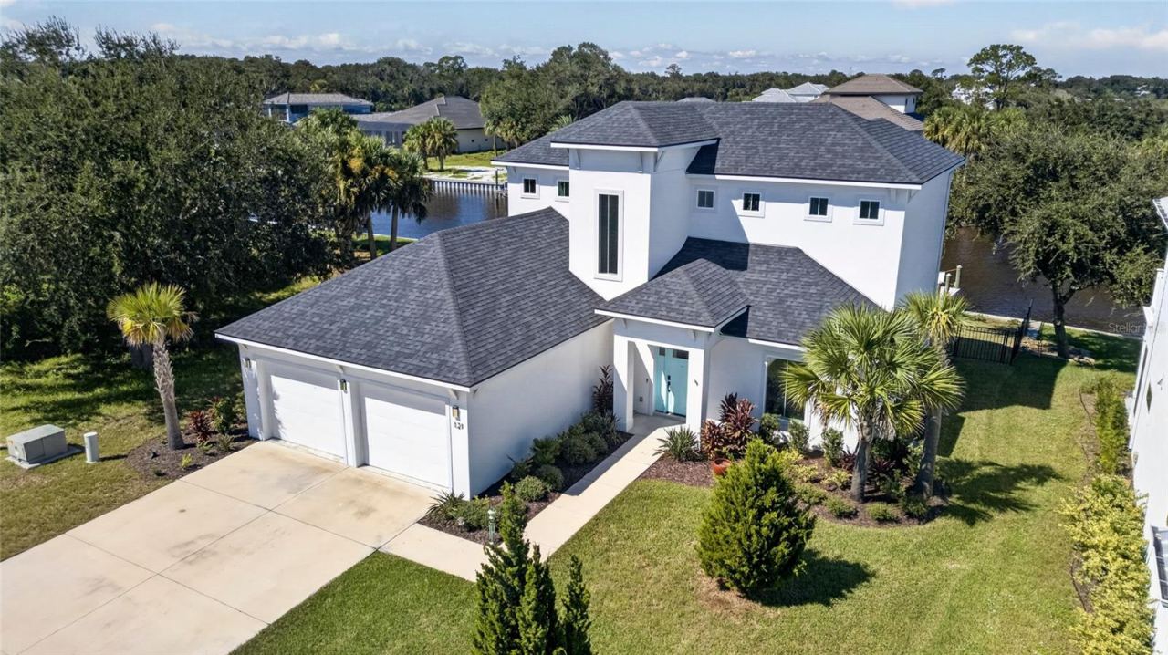 121 Seaside Pt, Flagler Beach