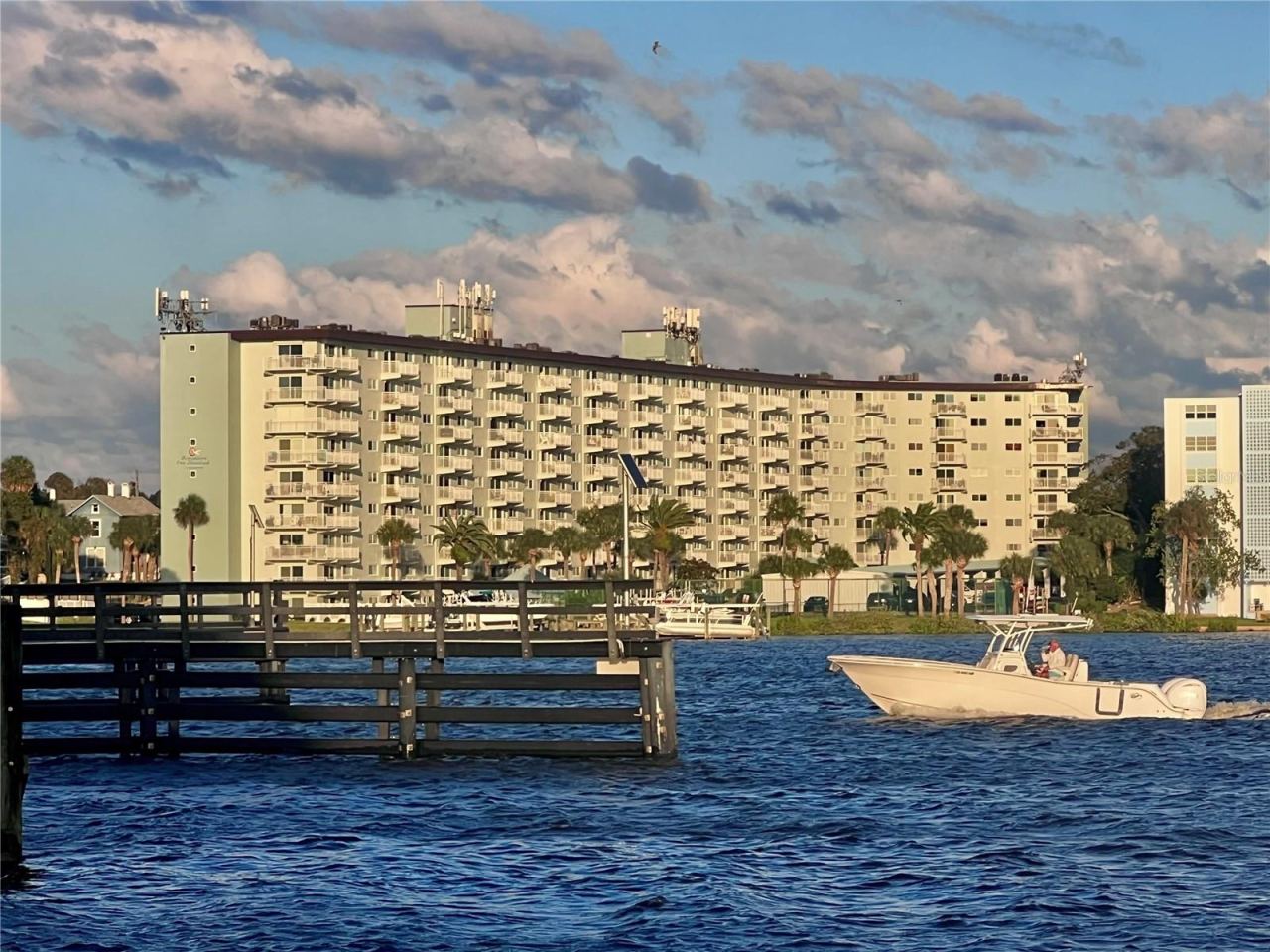 100 Silver Beach Ave #720, Daytona Beach