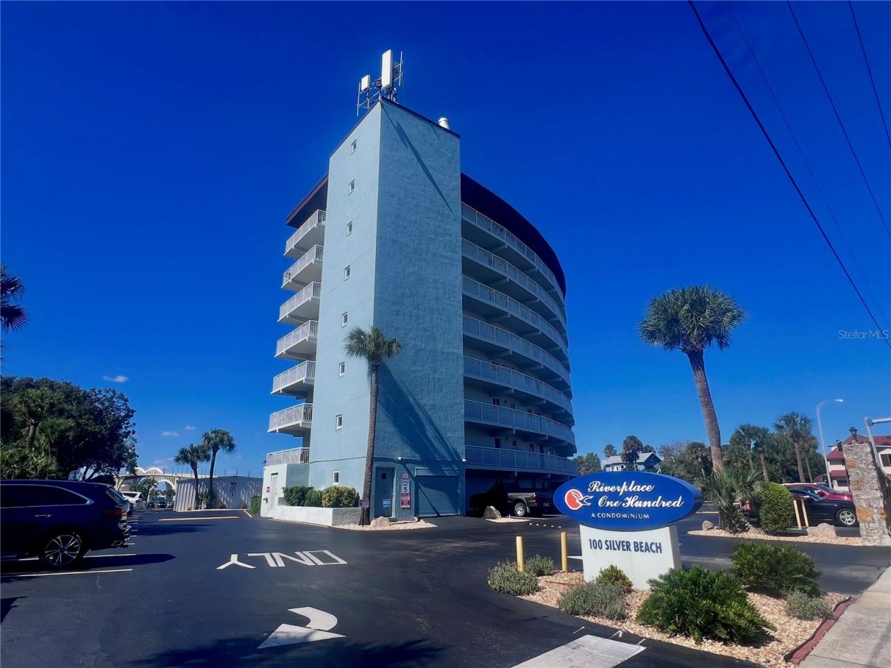 Photo 2 of 100 Silver Beach Ave #720, Daytona Beach, FL 32118