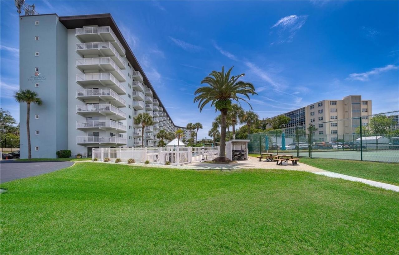 Photo 3 of 100 Silver Beach Ave #720, Daytona Beach, FL 32118