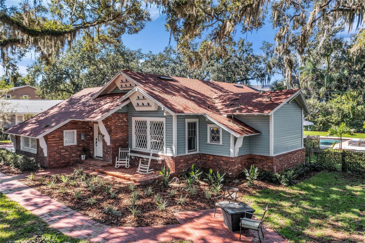 234 N Lakeview Ave, Winter Garden