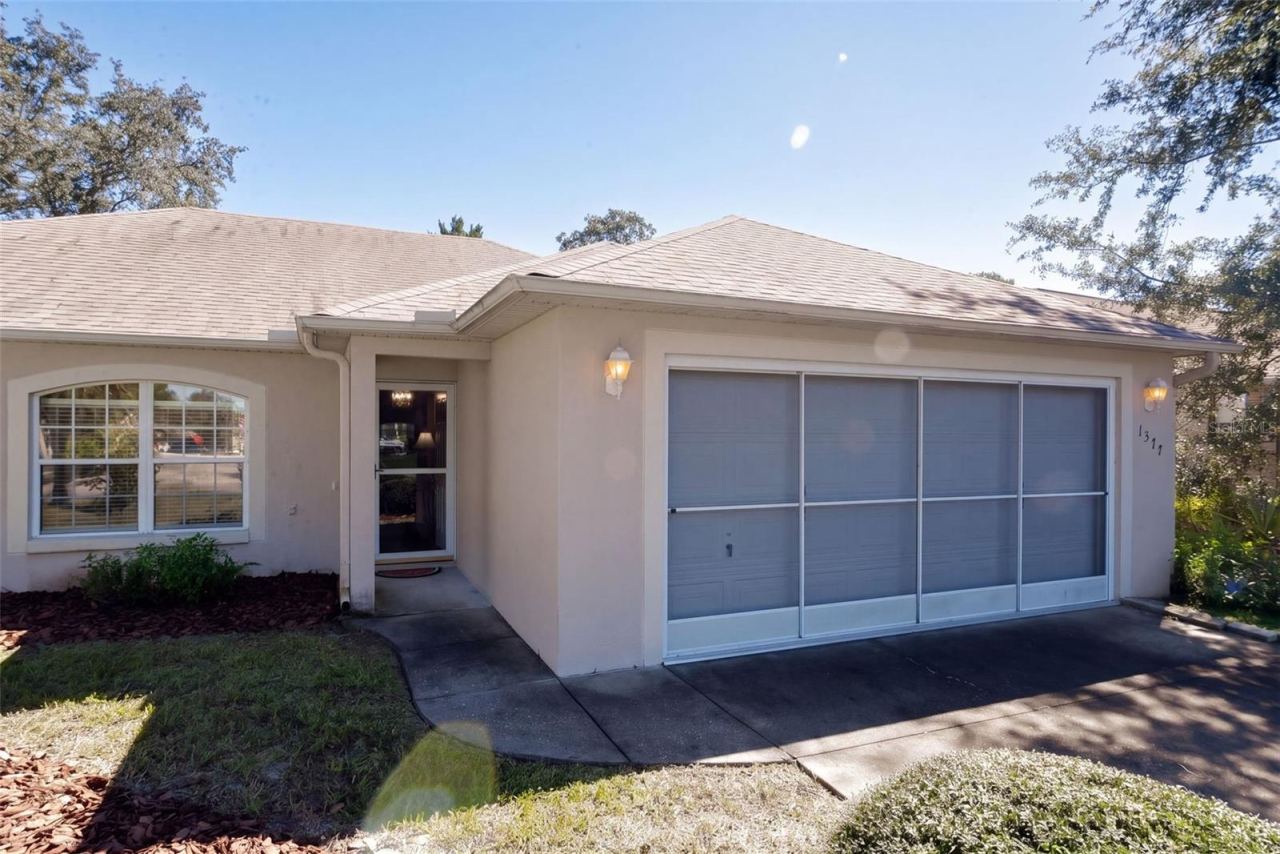 Photo 3 of 1377 Azora Dr, Deltona, FL 32725