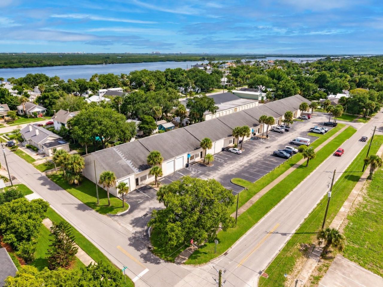 Photo 3 of 720 Magnolia St, New Smyrna Beach, FL 32168