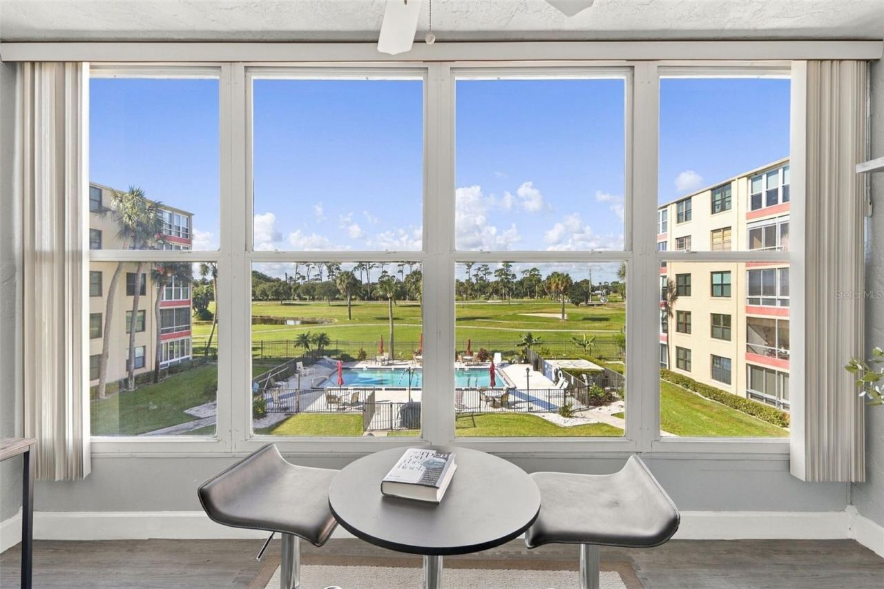 Photo 2 of 327 Wilder Blvd #b302, Daytona Beach, FL 32114