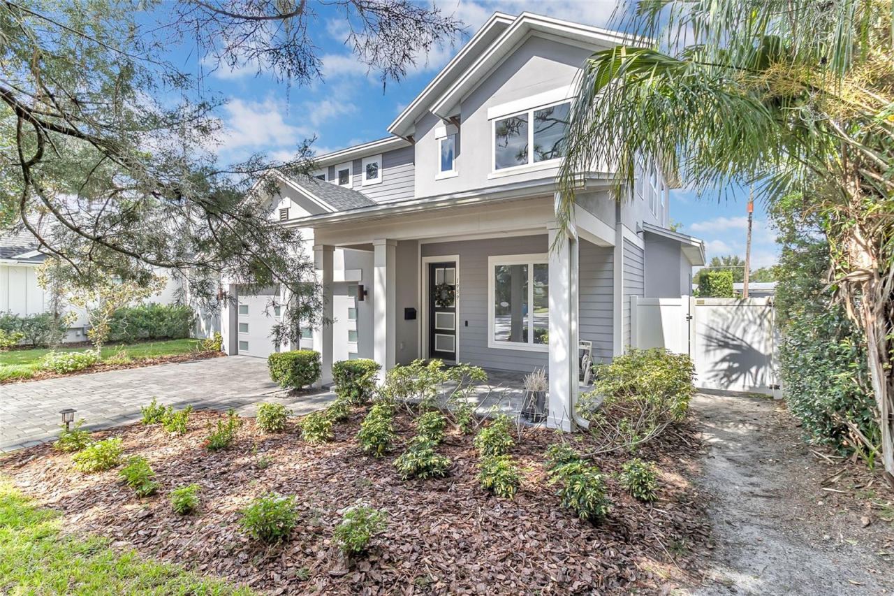 Photo 3 of 1939 Woodcrest Dr, Winter Park, FL 32792