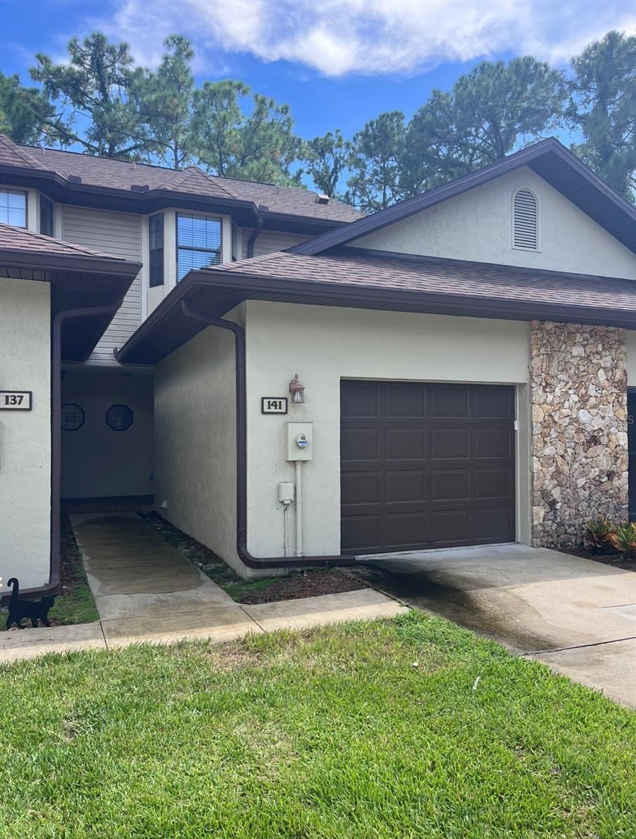 141 Dovecote Ln, Daytona Beach