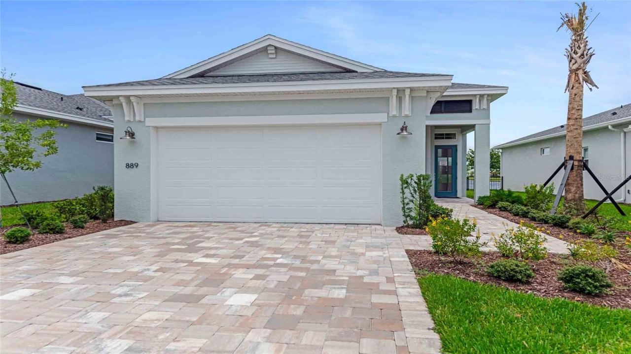 889 Megano Blvd, Deland, FL 32724