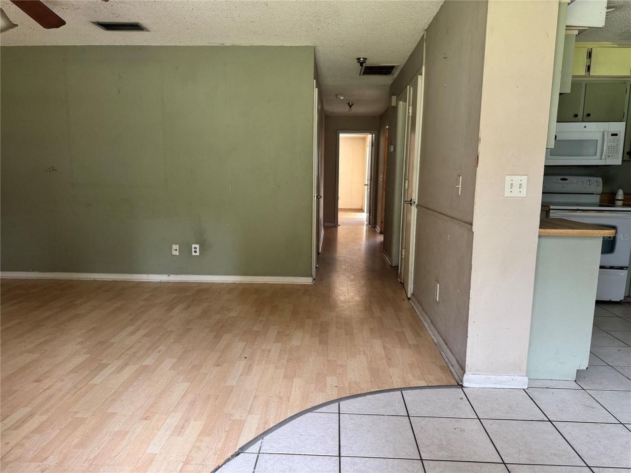 Photo 2 of 1603 Royal Palm Dr, Edgewater, FL 32132
