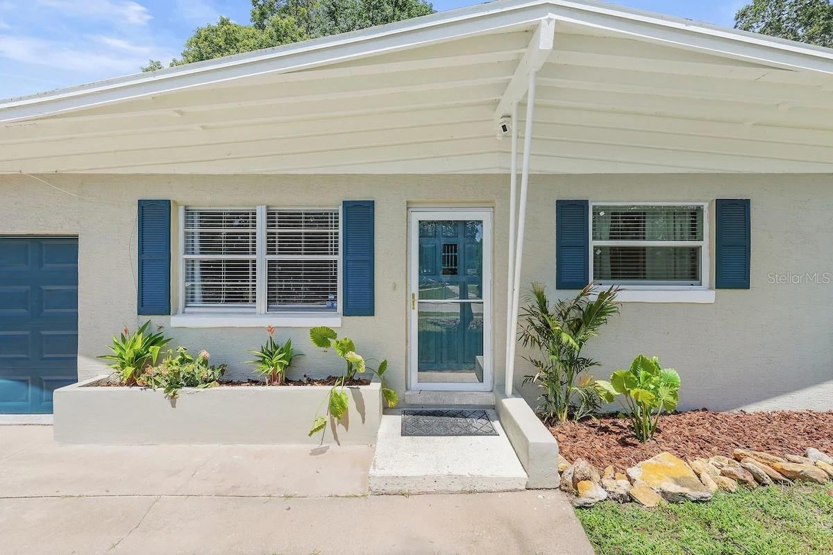 330 Slayton Ave, South Daytona