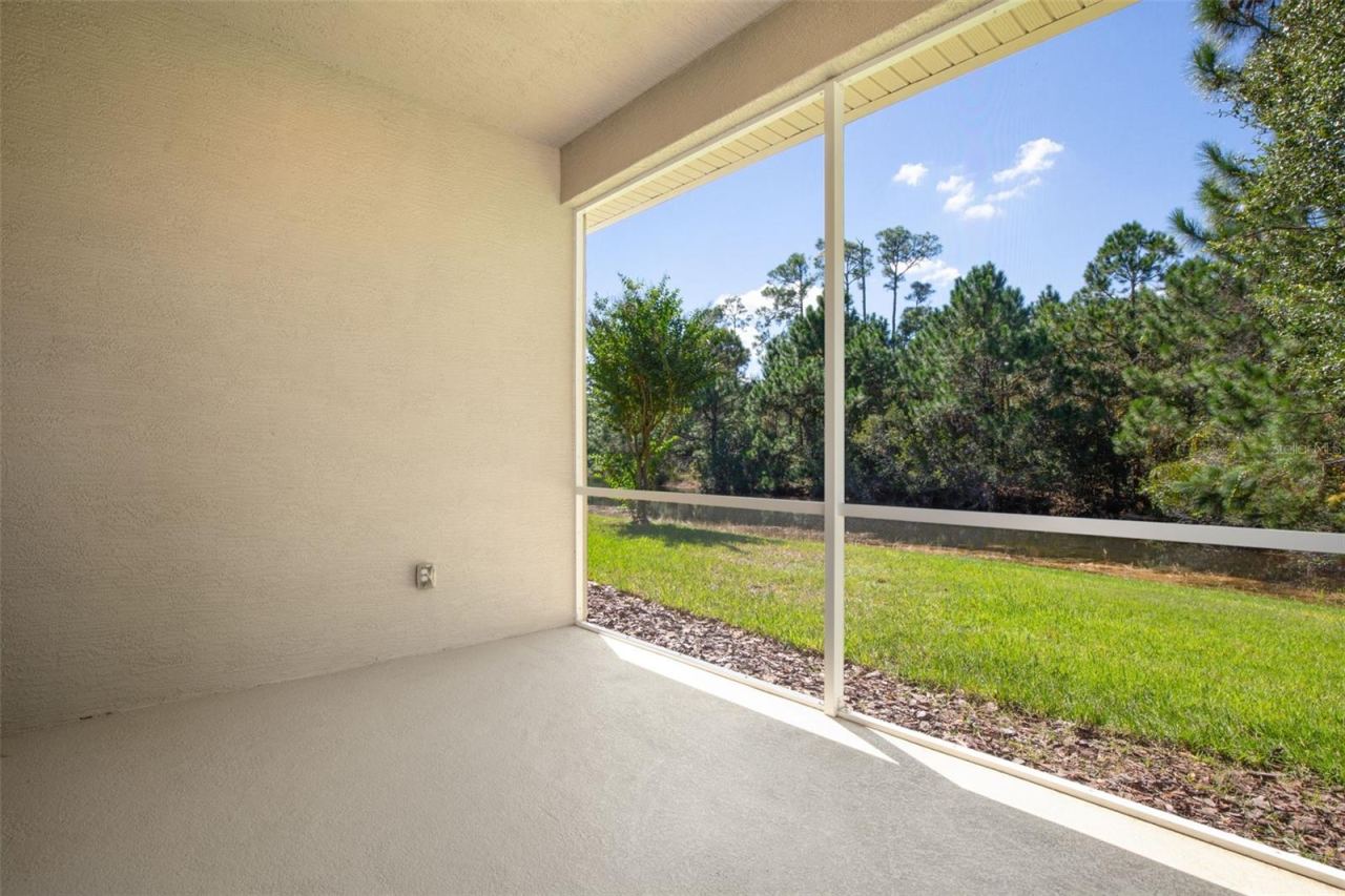 Photo 2 of 761 Aldenham Ln, Ormond Beach, FL 32174