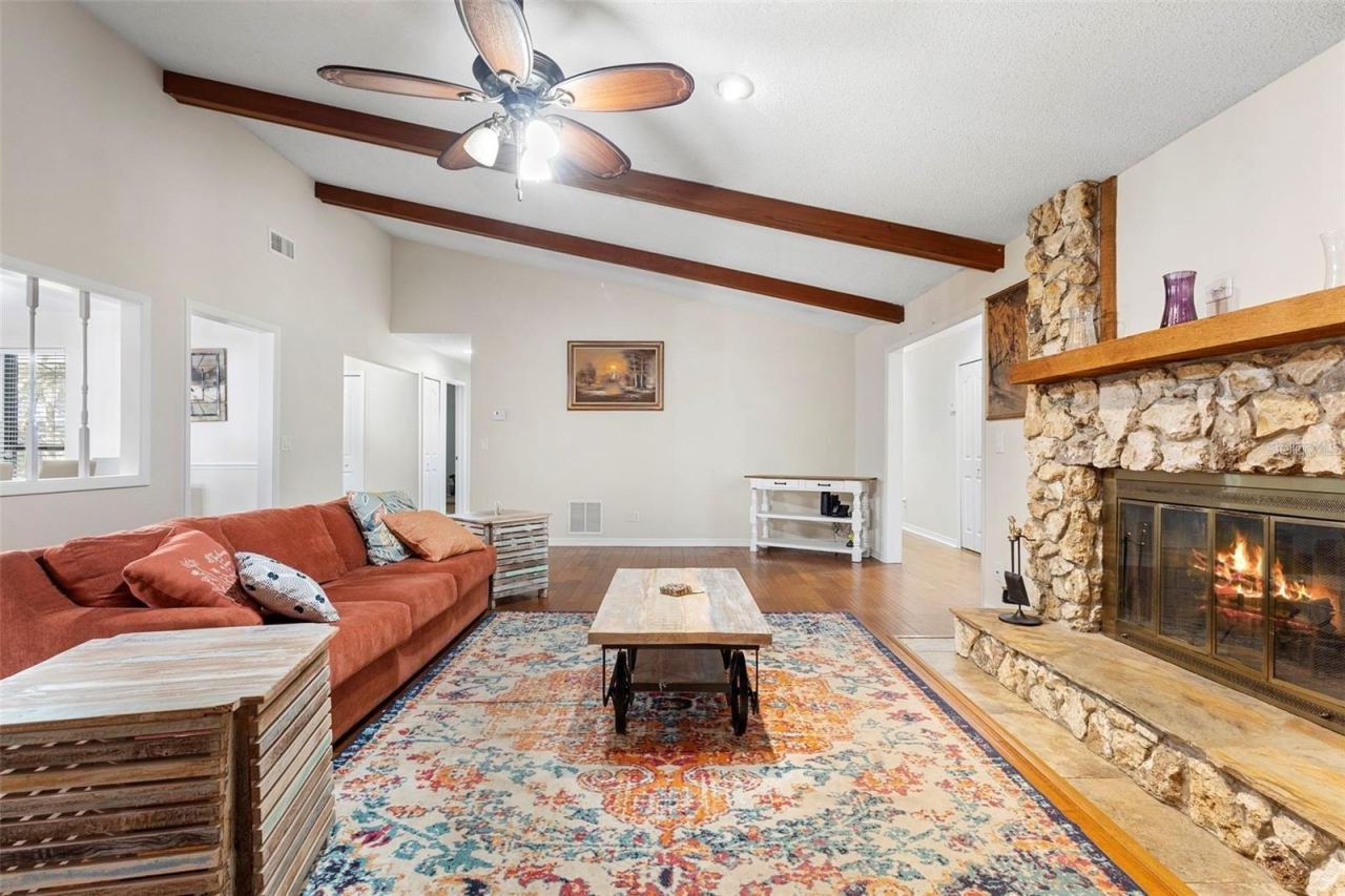 Photo 3 of 317 Oak Fern Cir, Ormond Beach, FL 32174