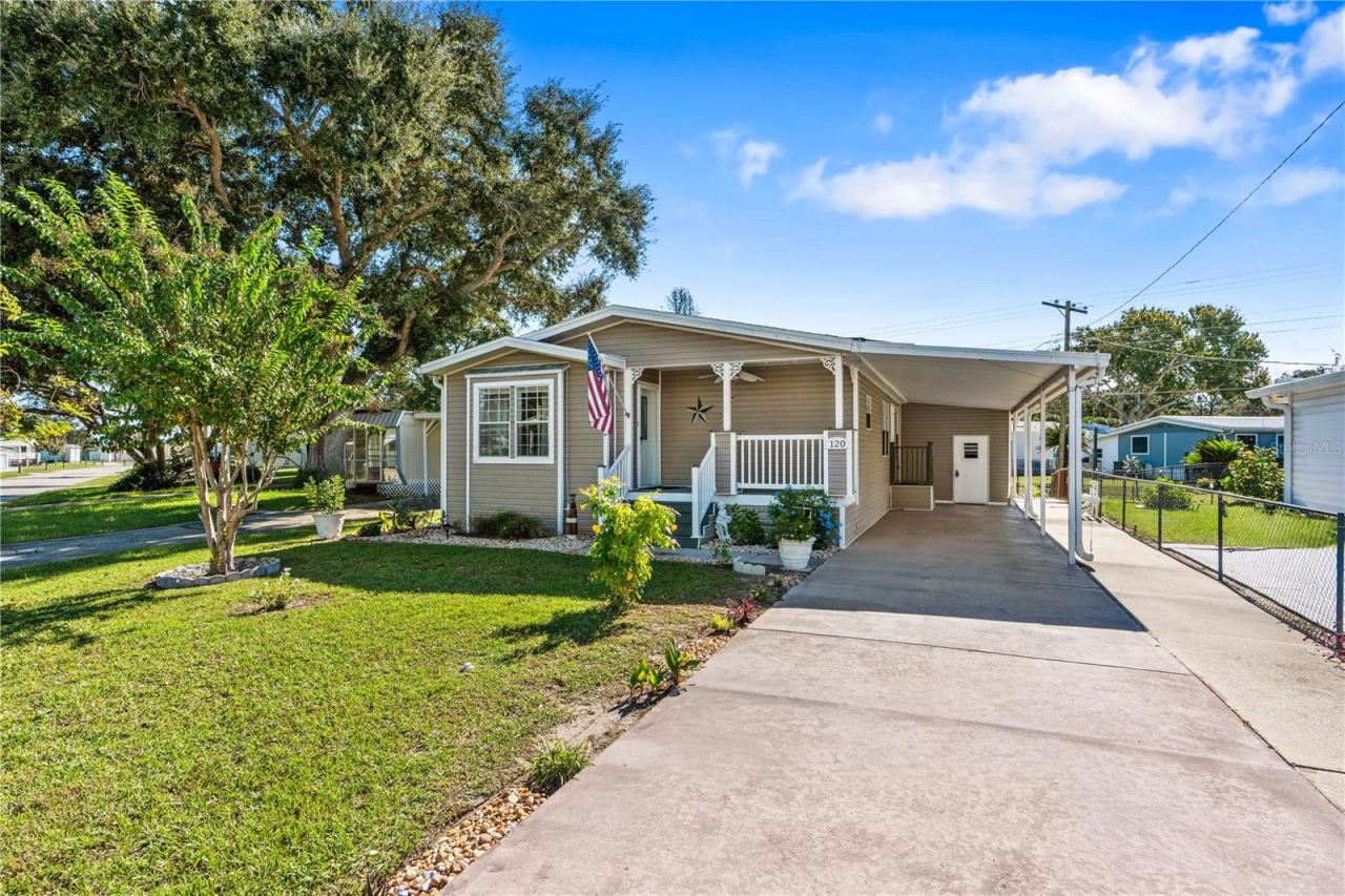120 Ash St, Edgewater