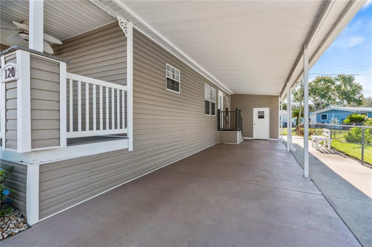 Photo 3 of 120 Ash St, Edgewater, FL 32141