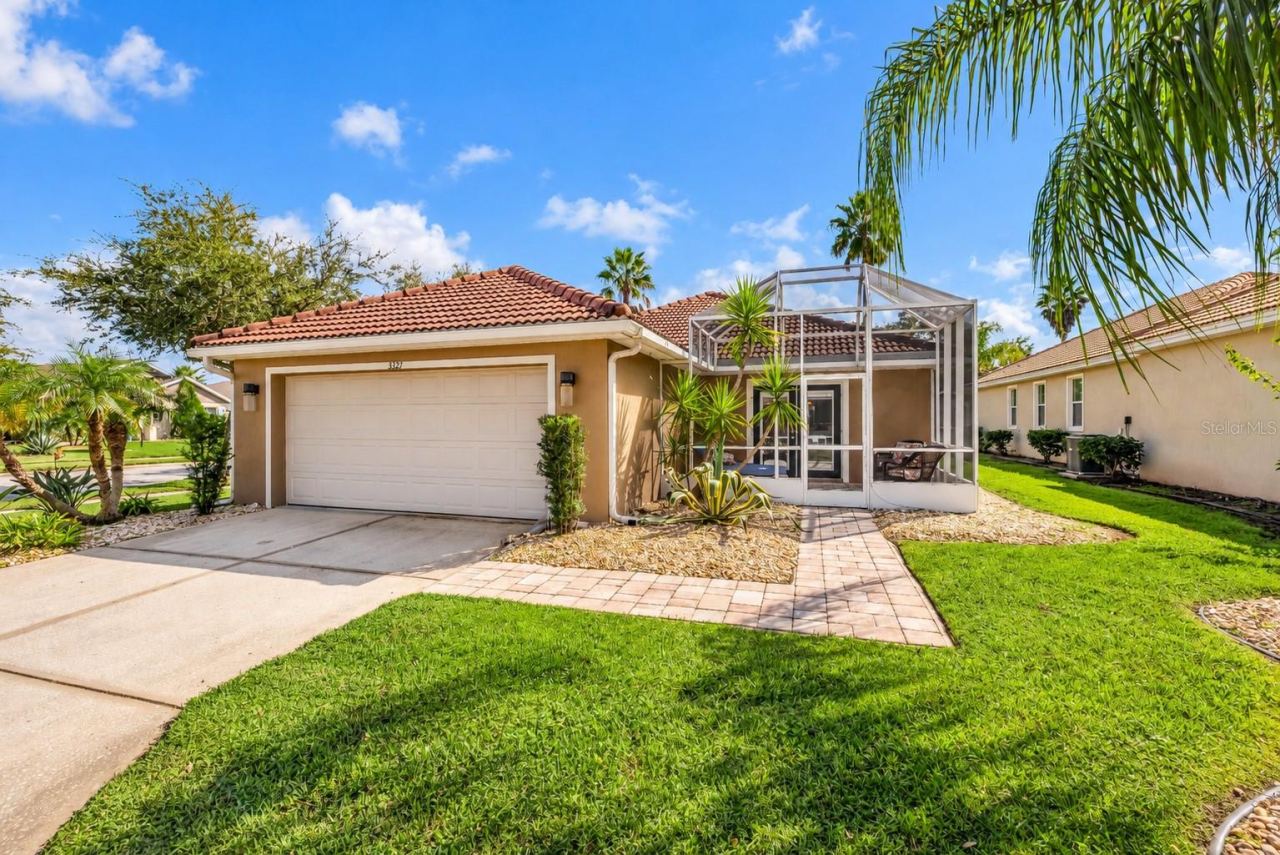 Photo 2 of 3321 Pino Ave, New Smyrna Beach, FL 32168