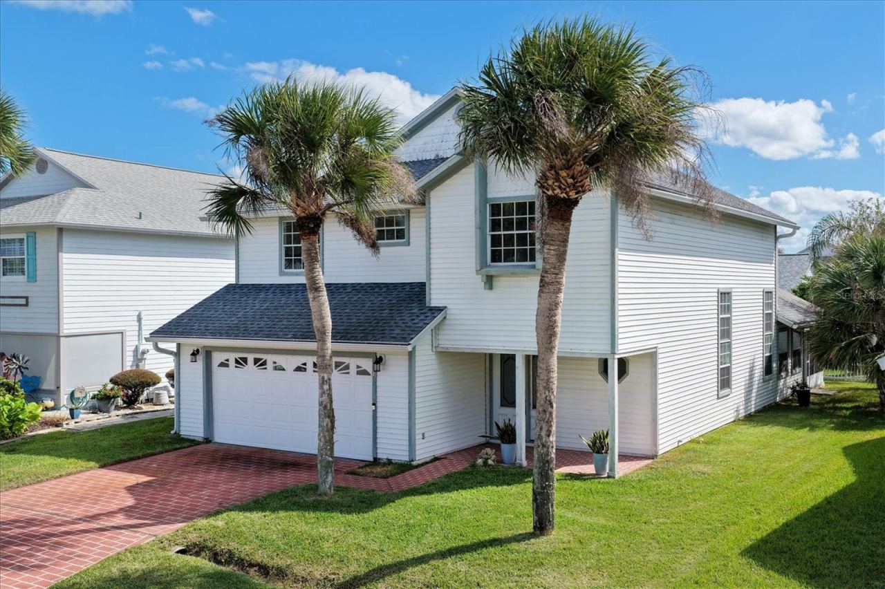 3 Avalon Ter, Palm Coast, FL 32137