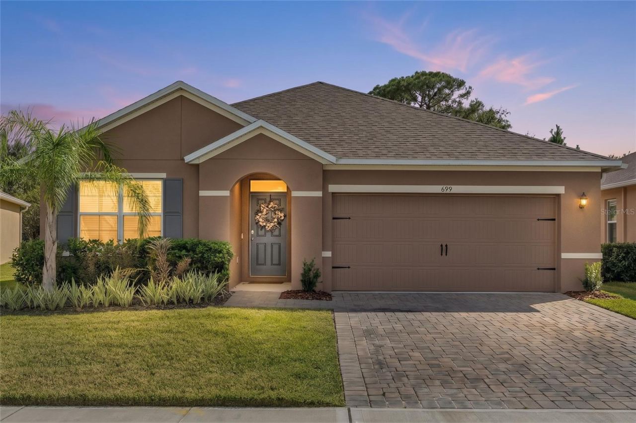 699 Lazio Cir, Debary, FL 32713