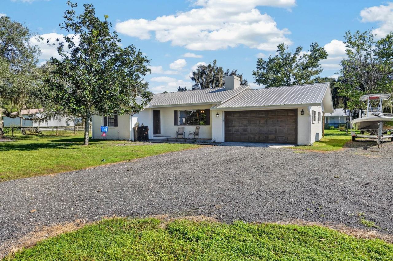 Photo 2 of 100 Old Spanish Bluff Rd, East Palatka, FL 32131