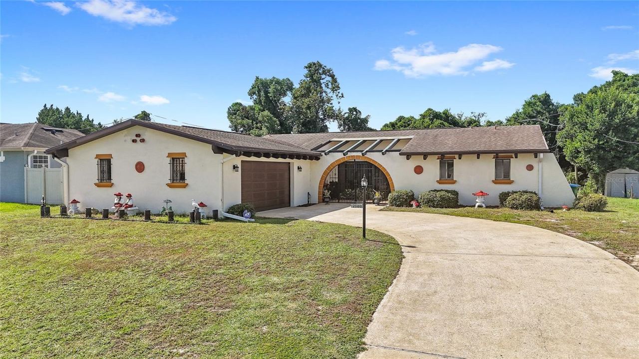 Photo 2 of 2080 Roseway Ave, Deltona, FL 32738