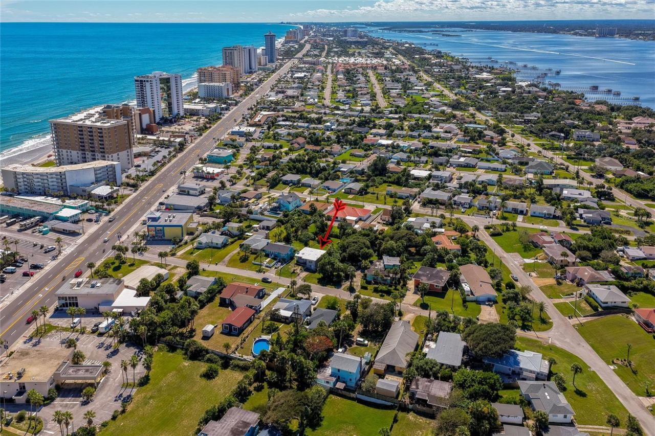 Photo 2 of 128 Minerva Rd, Daytona Beach, FL 32118
