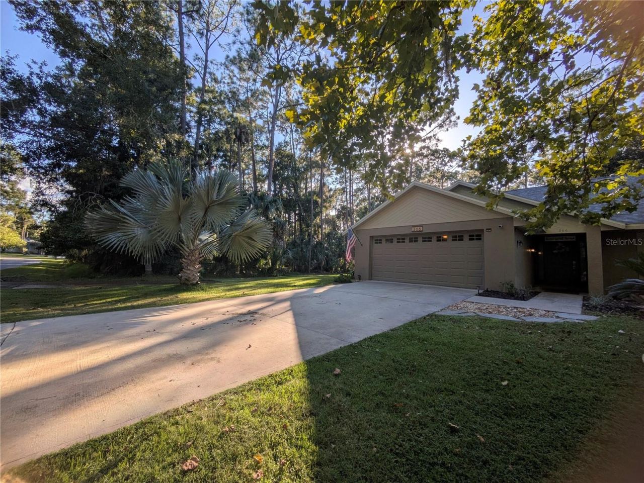 Photo 2 of 366 Old Mill Rd, Enterprise, FL 32725