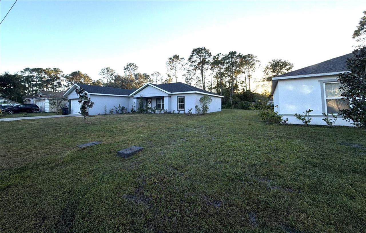 Photo 3 of 14 Zircon Ct, Palm Coast, FL 32164