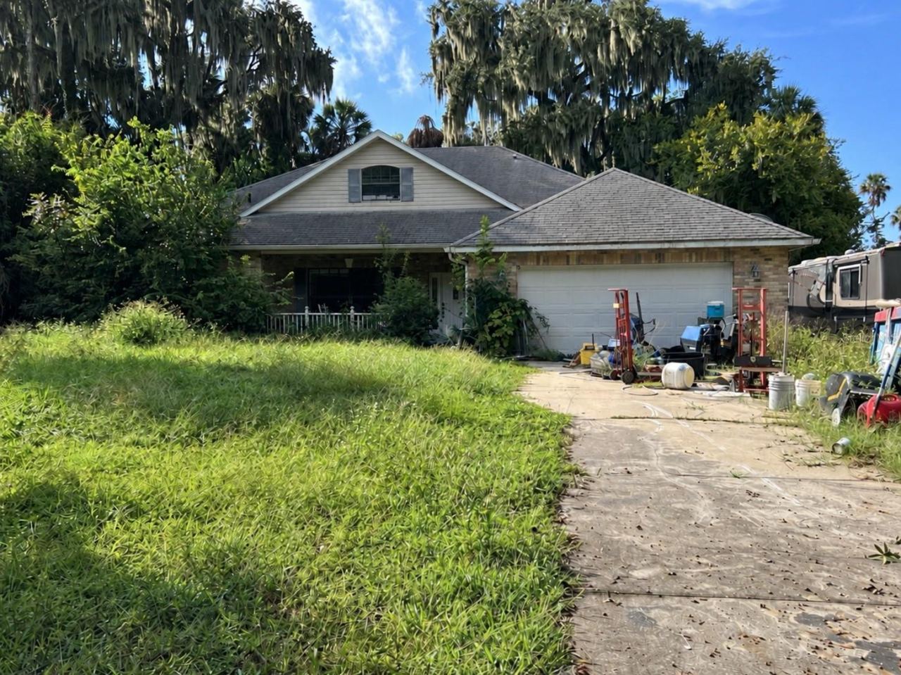 349 Magnolia Pl, Debary, FL 32713