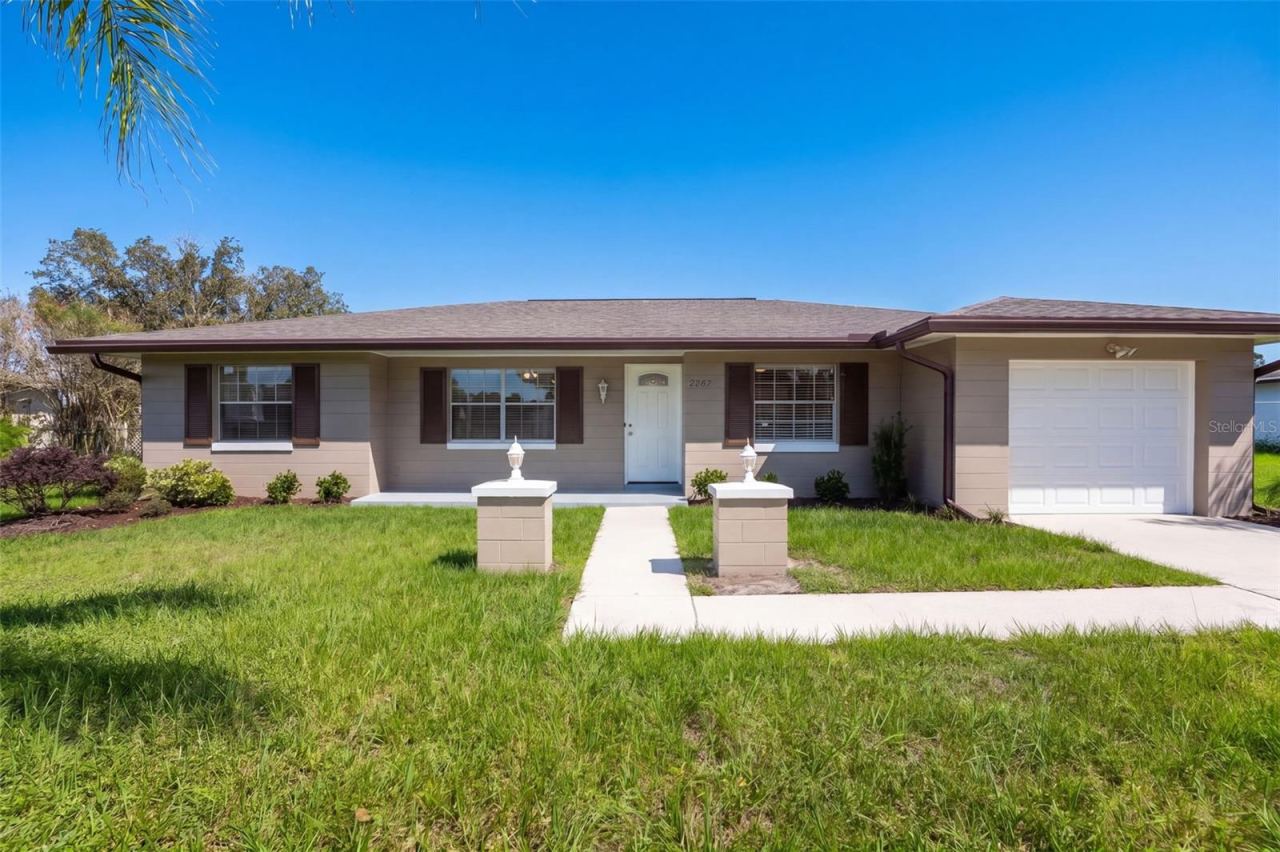 Photo 2 of 2535 Delaware Rd, Deltona, FL 32738