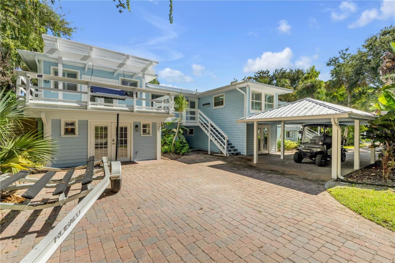 Photo 3 of 1603 N Indian River Rd, New Smyrna Beach, FL 32169