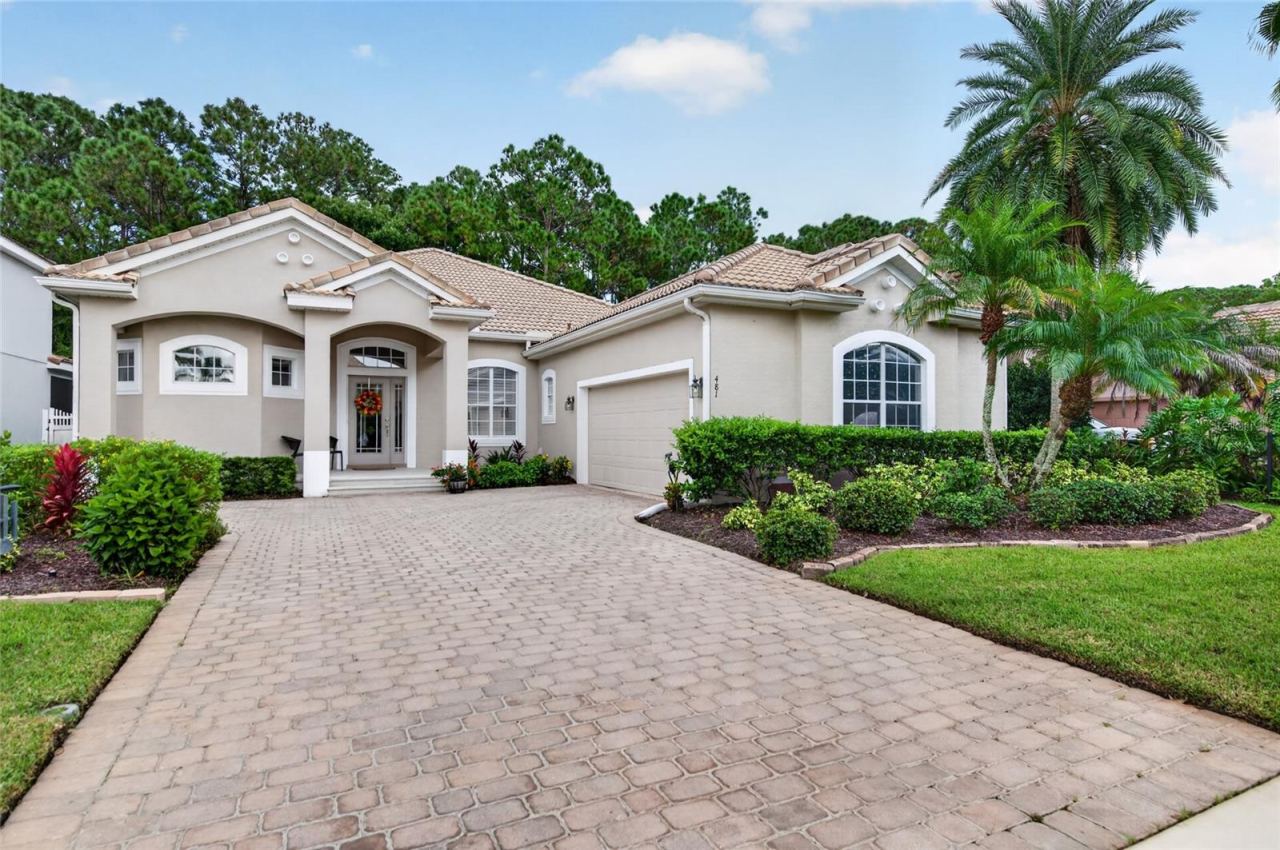 481 Luna Bella Ln, New Smyrna Beach